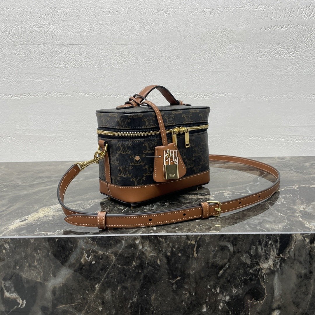 賽琳 Celine 精品包包