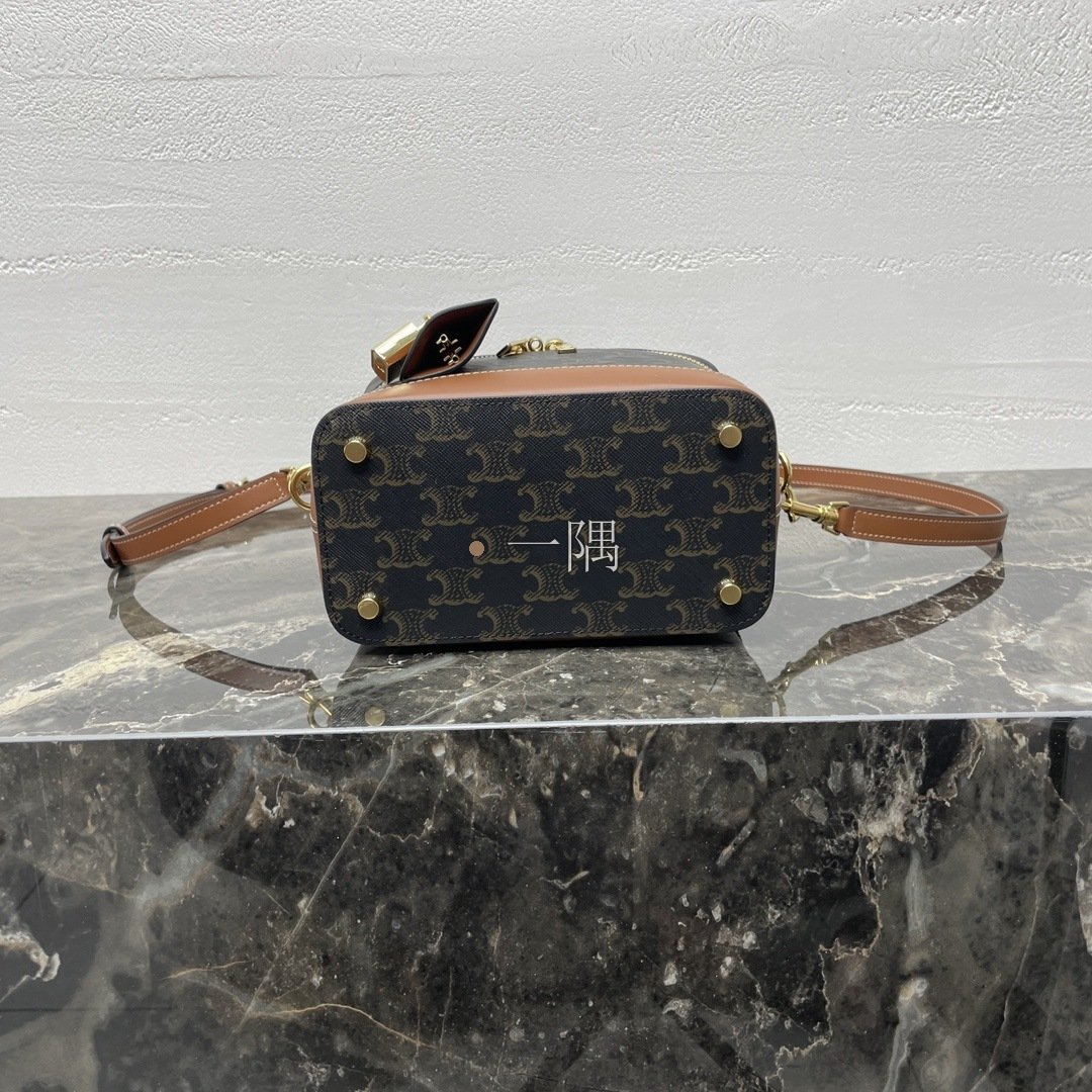 賽琳 Celine 精品包包