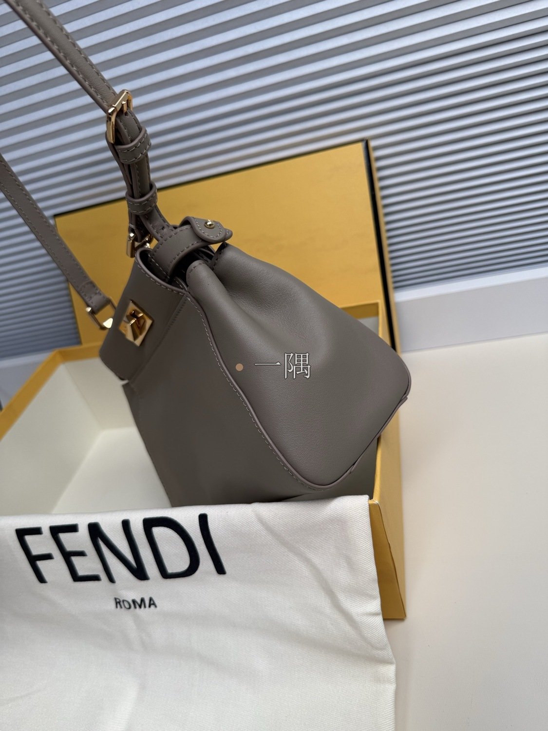 芬迪 FENDI 精品包包