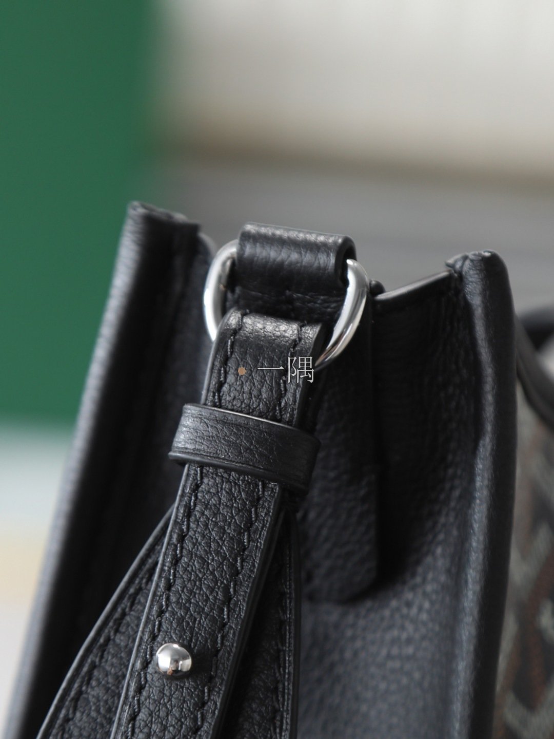 戈雅 Goyard 精品包包