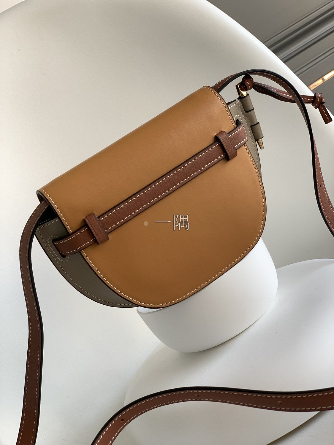 羅意威 LOEWE 精品包包