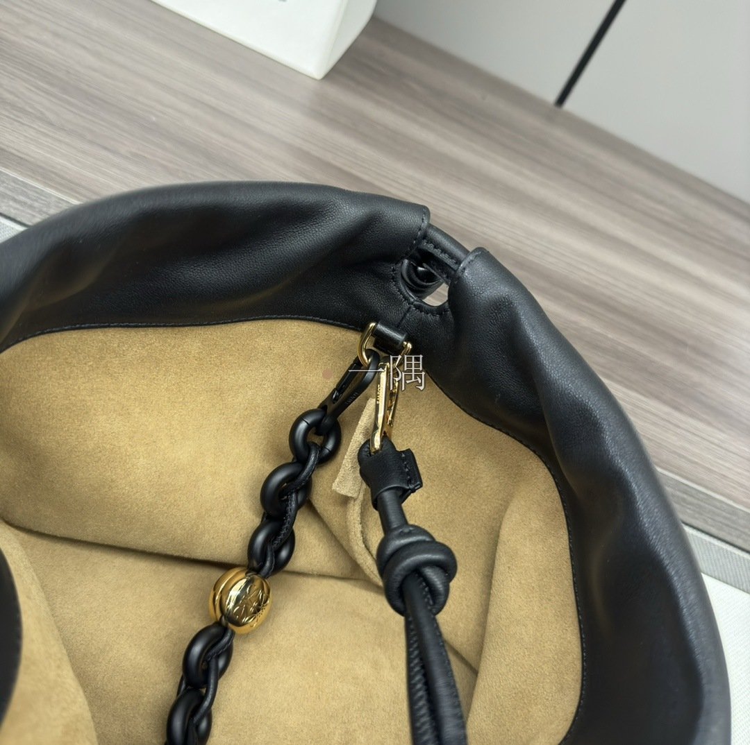 羅意威 LOEWE 精品包包