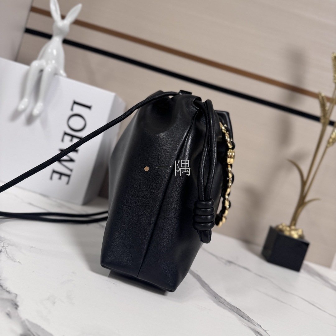 羅意威 LOEWE 精品包包