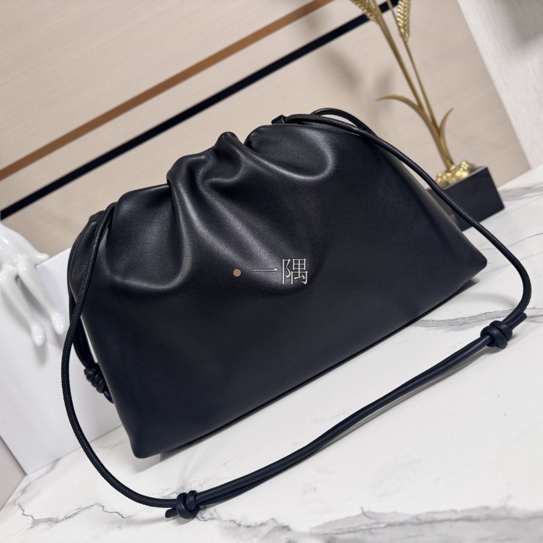 羅意威 LOEWE 精品包包