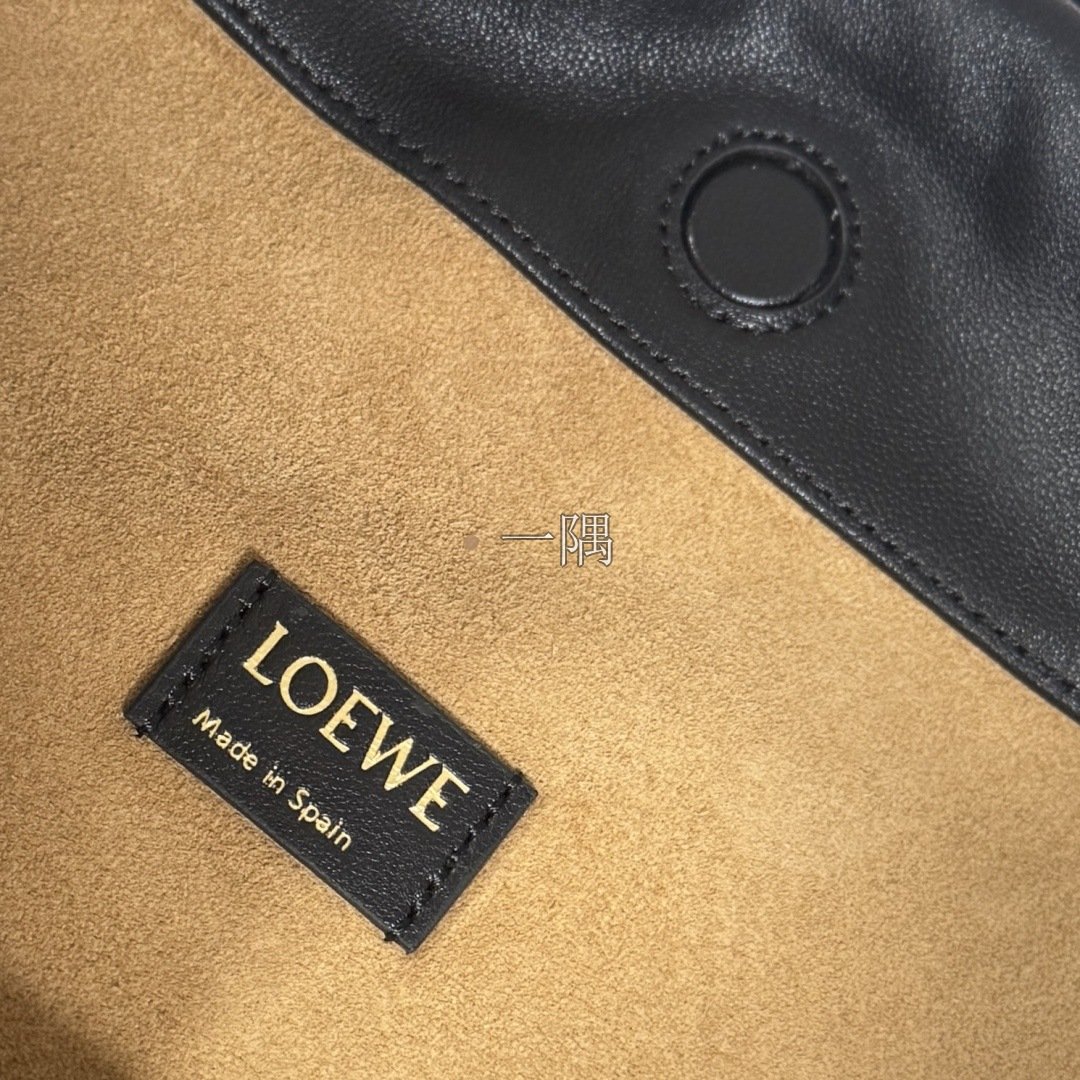 羅意威 LOEWE 精品包包