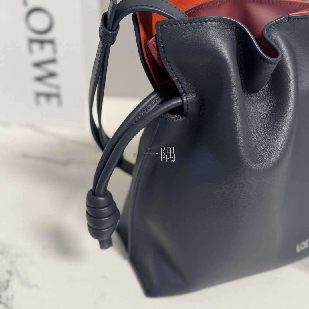 羅意威 LOEWE 精品包包
