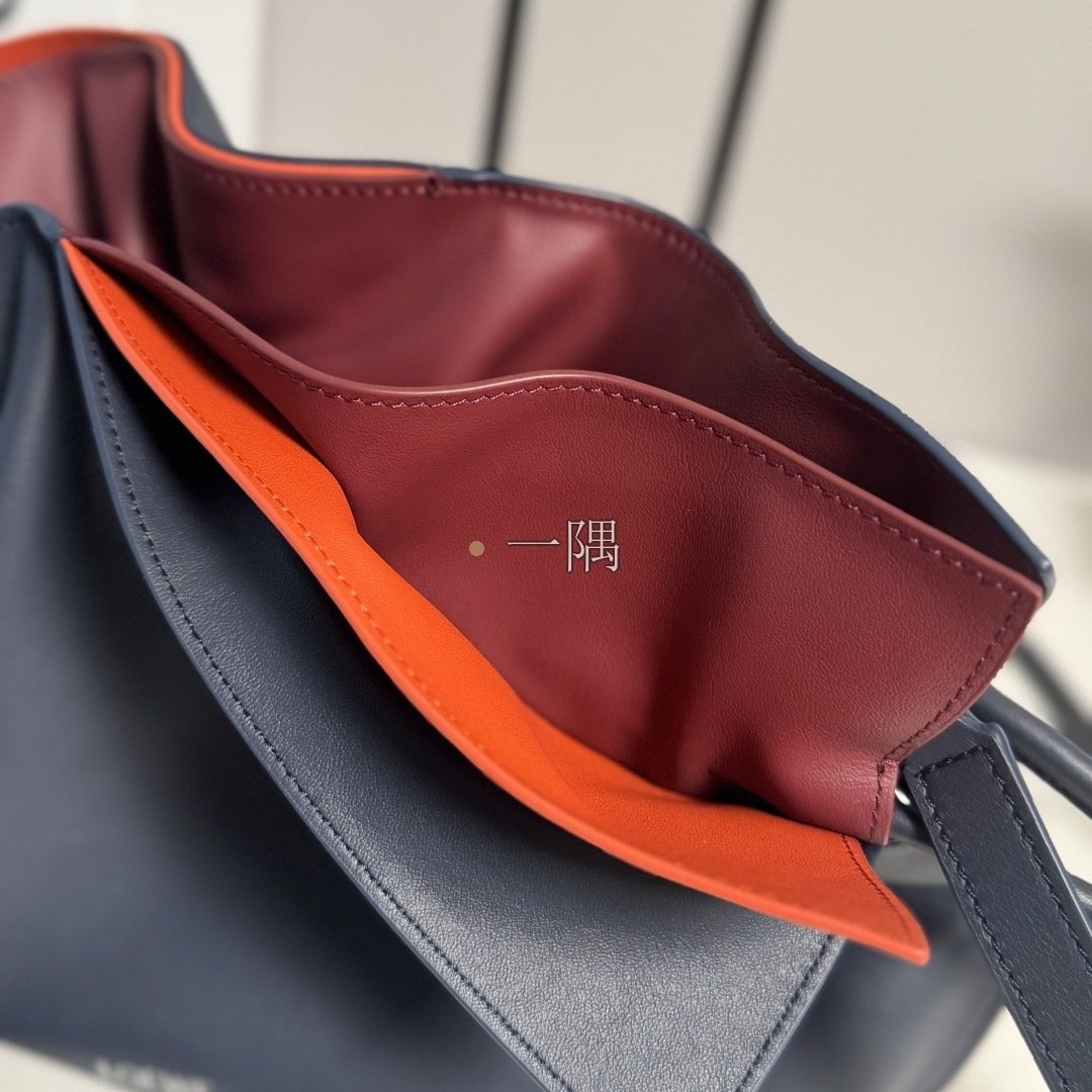羅意威 LOEWE 精品包包