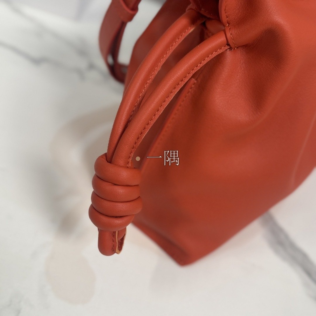 羅意威 LOEWE 精品包包