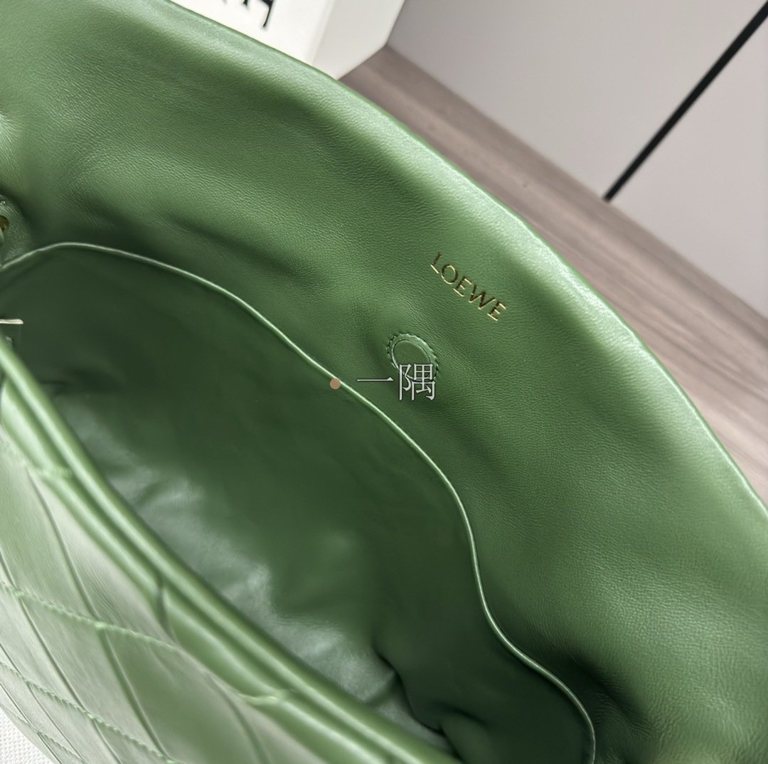羅意威 LOEWE 精品包包