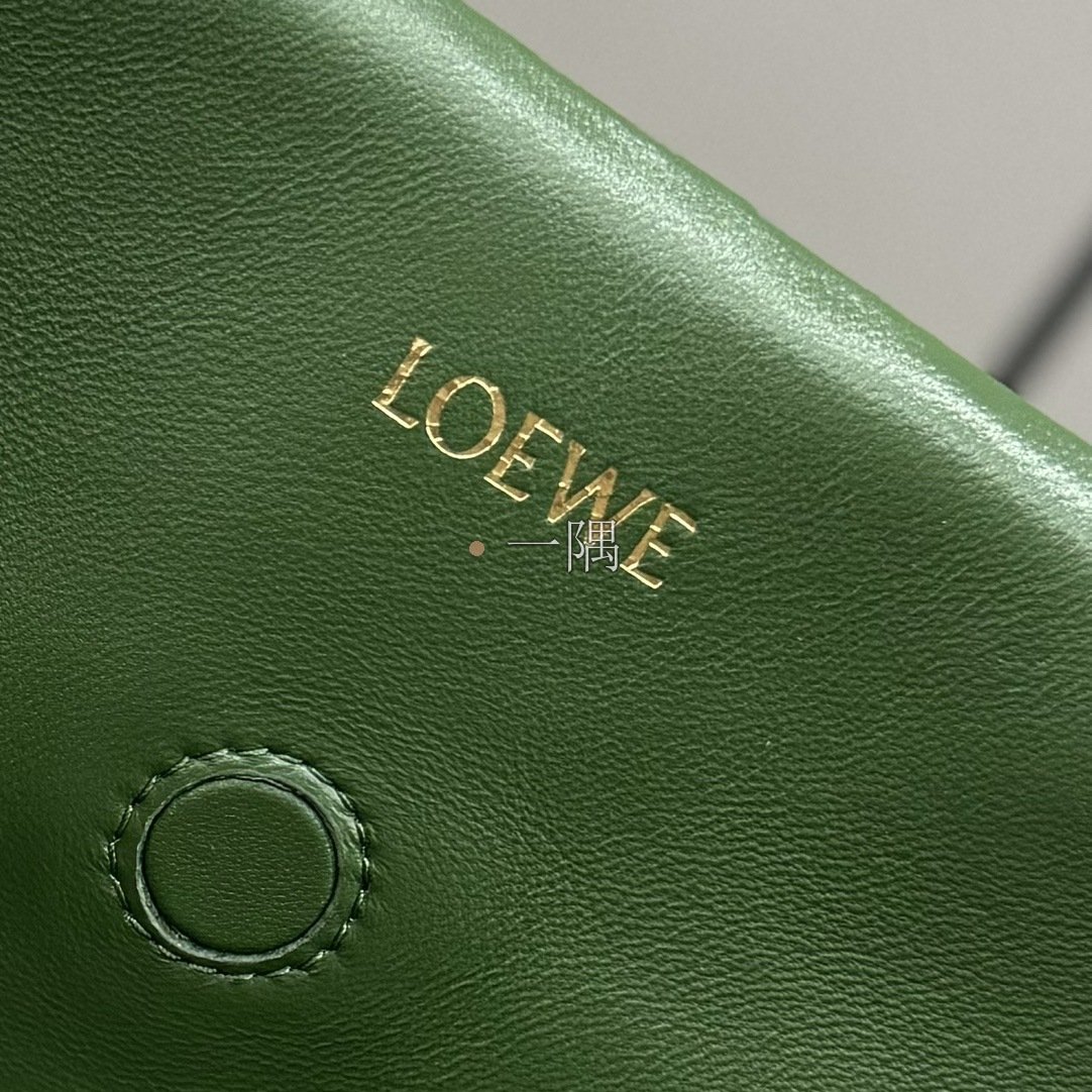 羅意威 LOEWE 精品包包