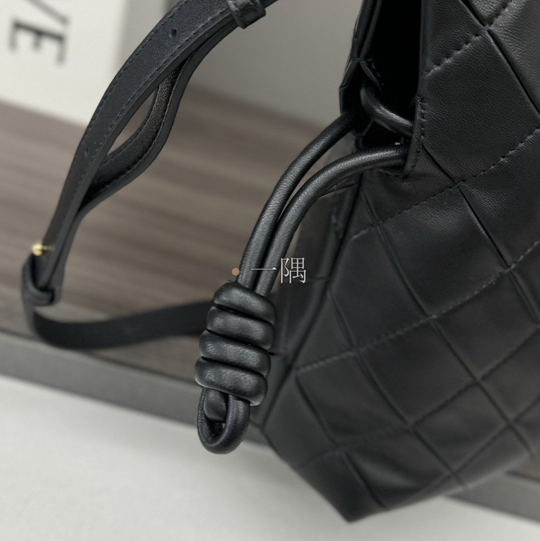 羅意威 LOEWE 精品包包