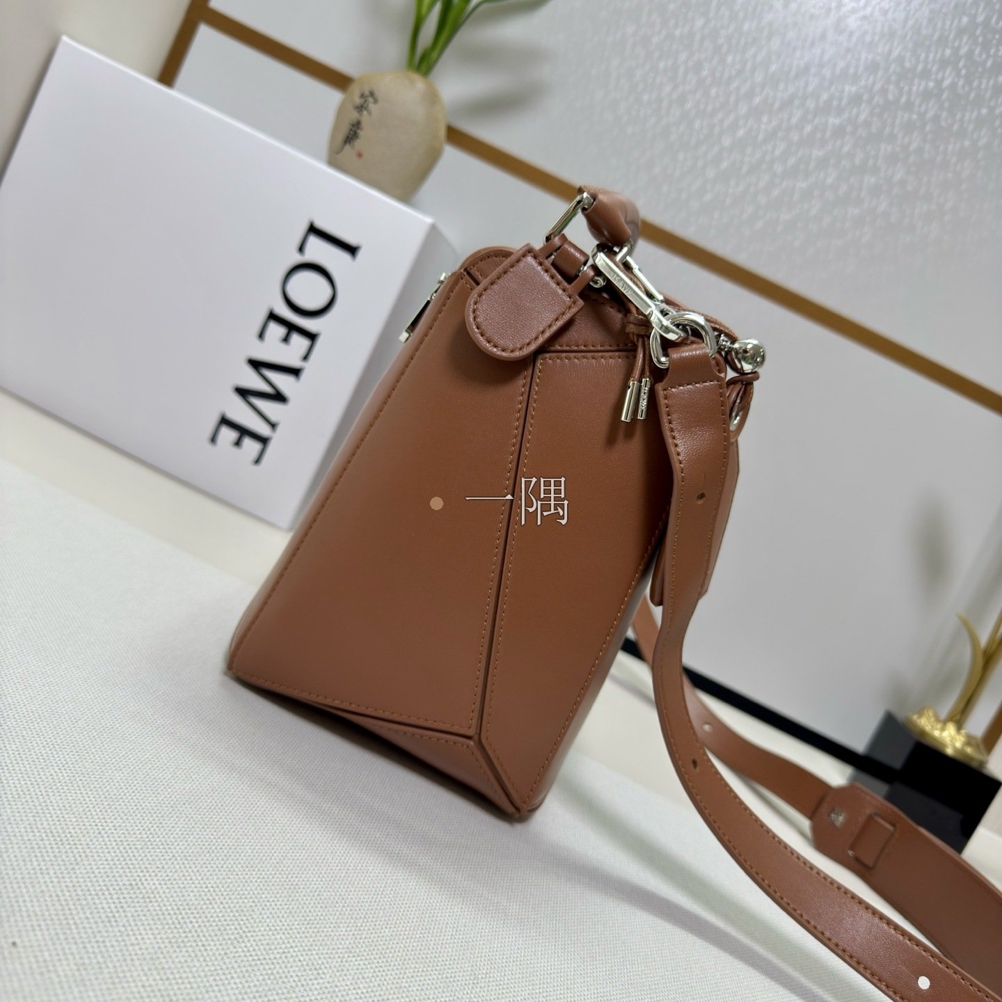 羅意威 LOEWE 精品包包