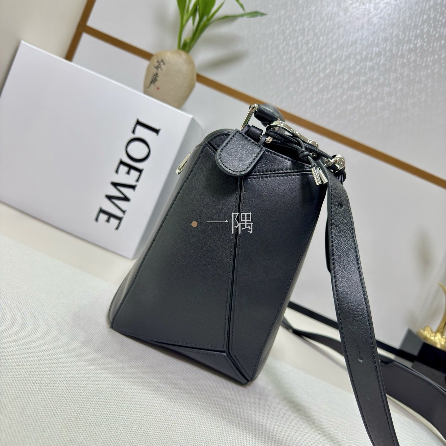 羅意威 LOEWE 精品包包