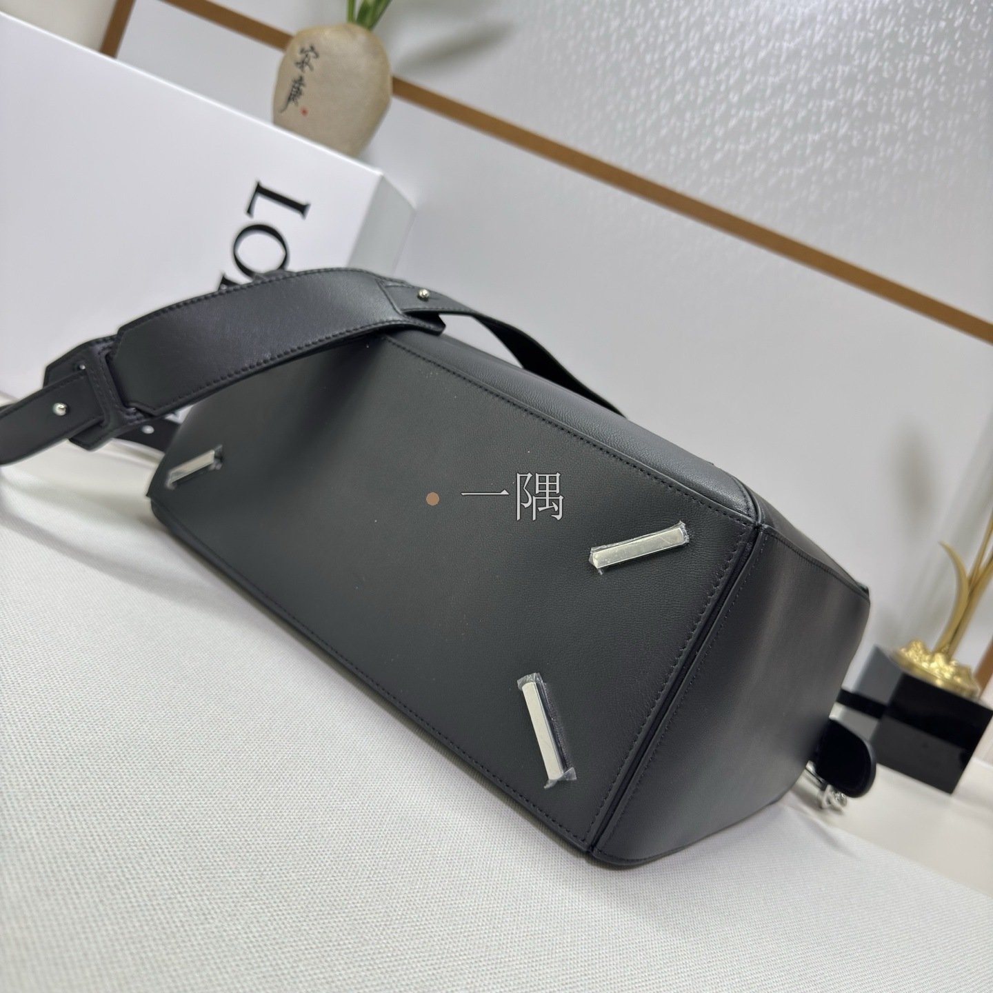 羅意威 LOEWE 精品包包