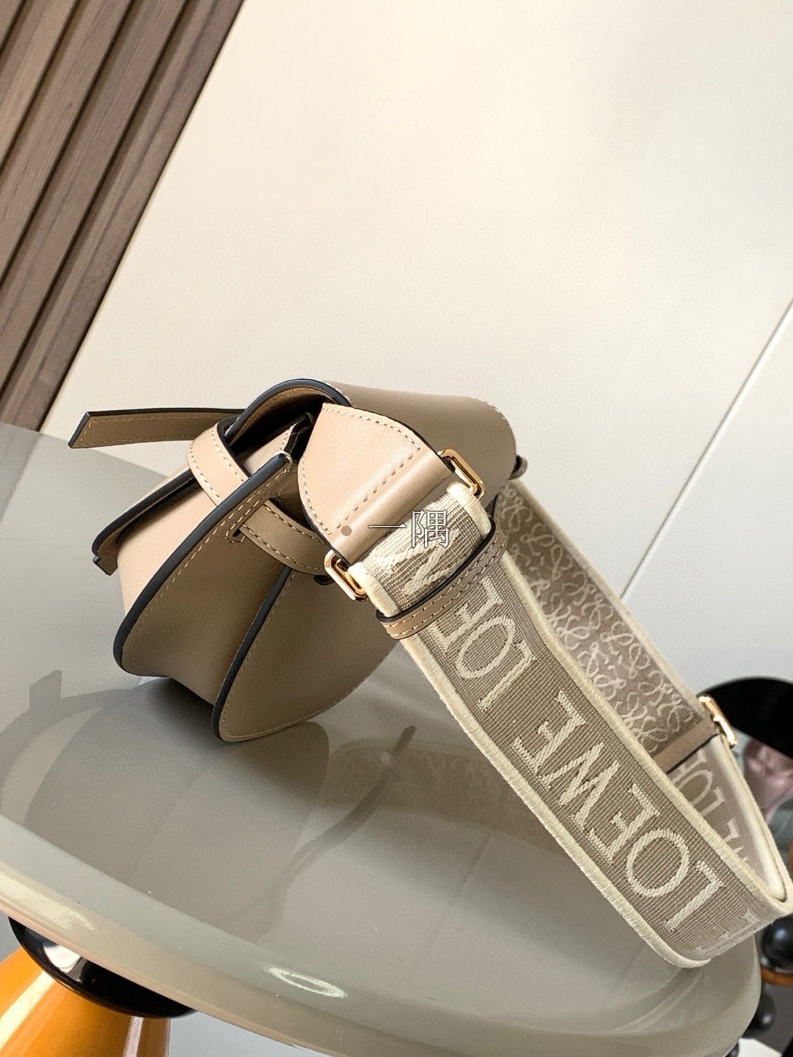 羅意威 LOEWE 精品包包