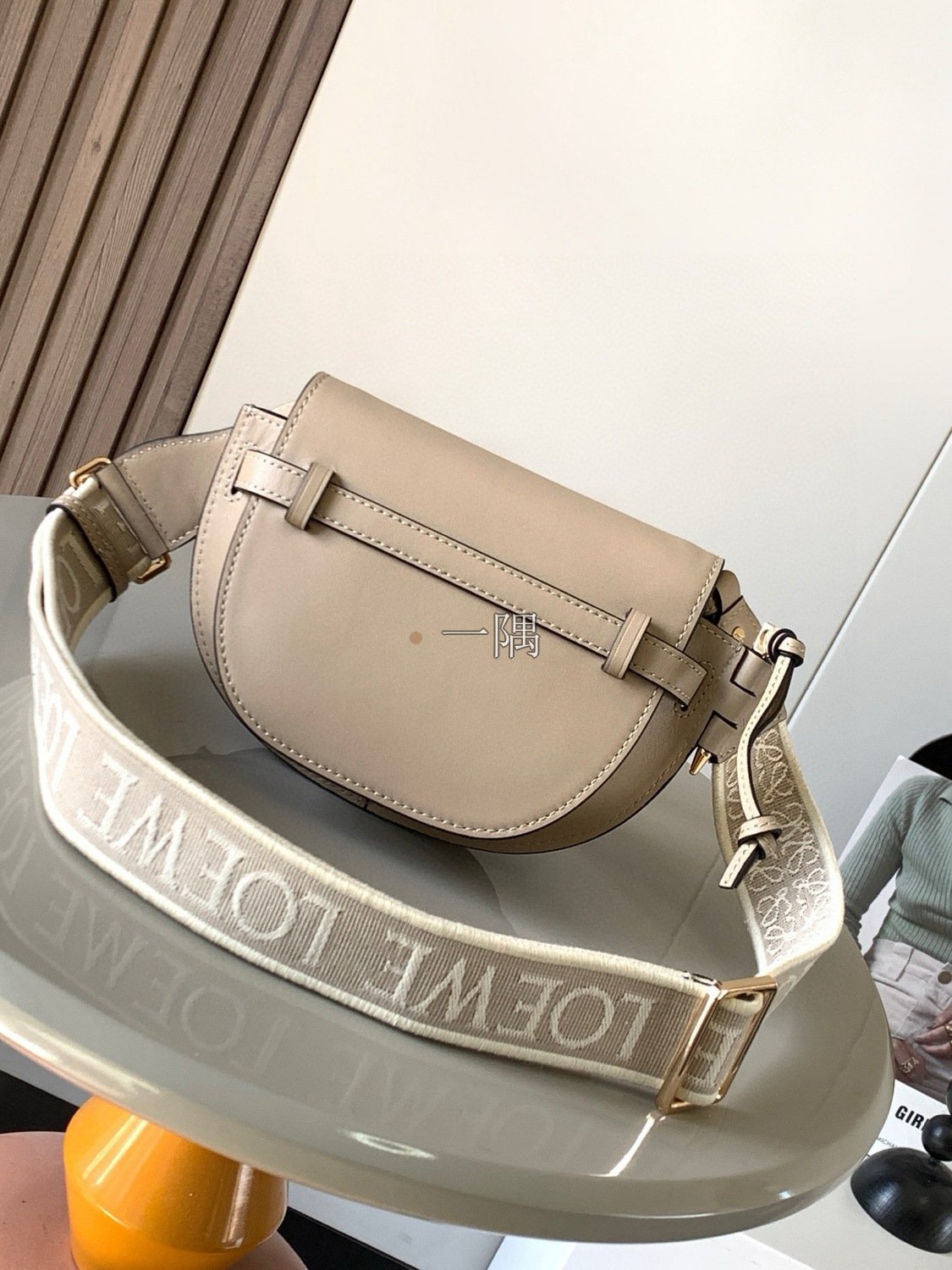 羅意威 LOEWE 精品包包