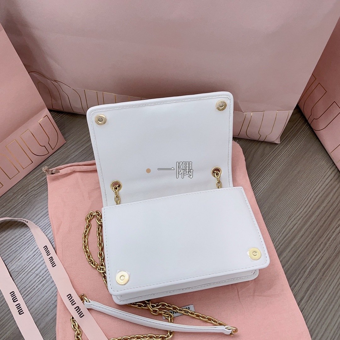 繆繆 MiuMiu 精品包包