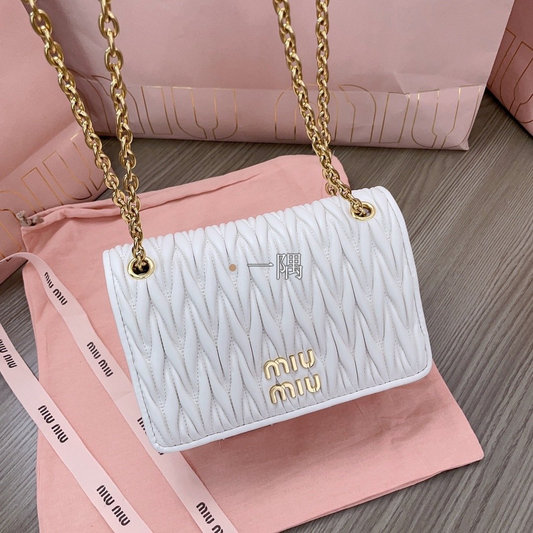 繆繆 MiuMiu 精品包包