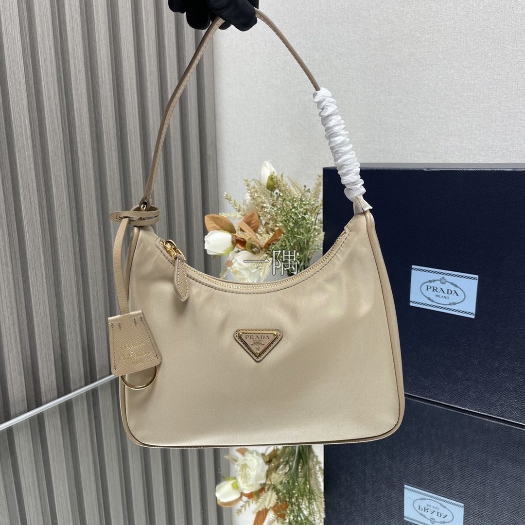 普拉達 PRADA 精品包包