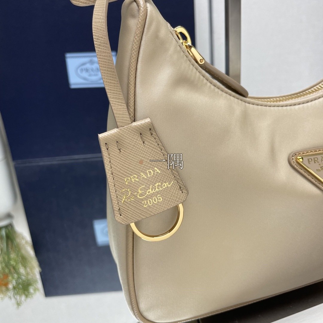 普拉達 PRADA 精品包包