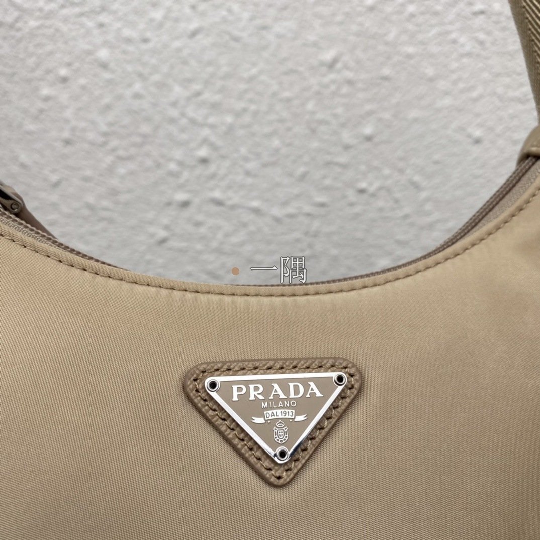普拉達 PRADA 精品包包