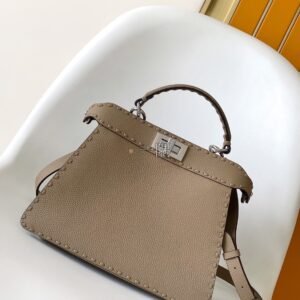 芬迪FENDI Peekaboo ISeeU, 小號 棕色|8BN327