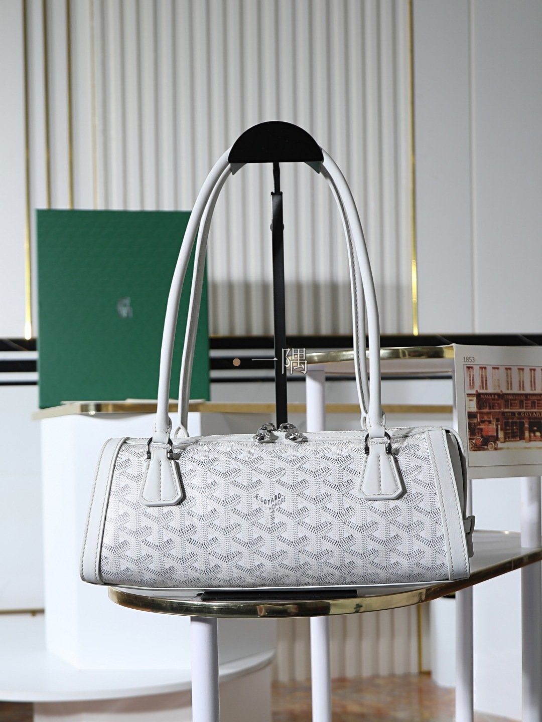 戈雅Goyard BONBONNIERE, 中號 銀灰色|16037
