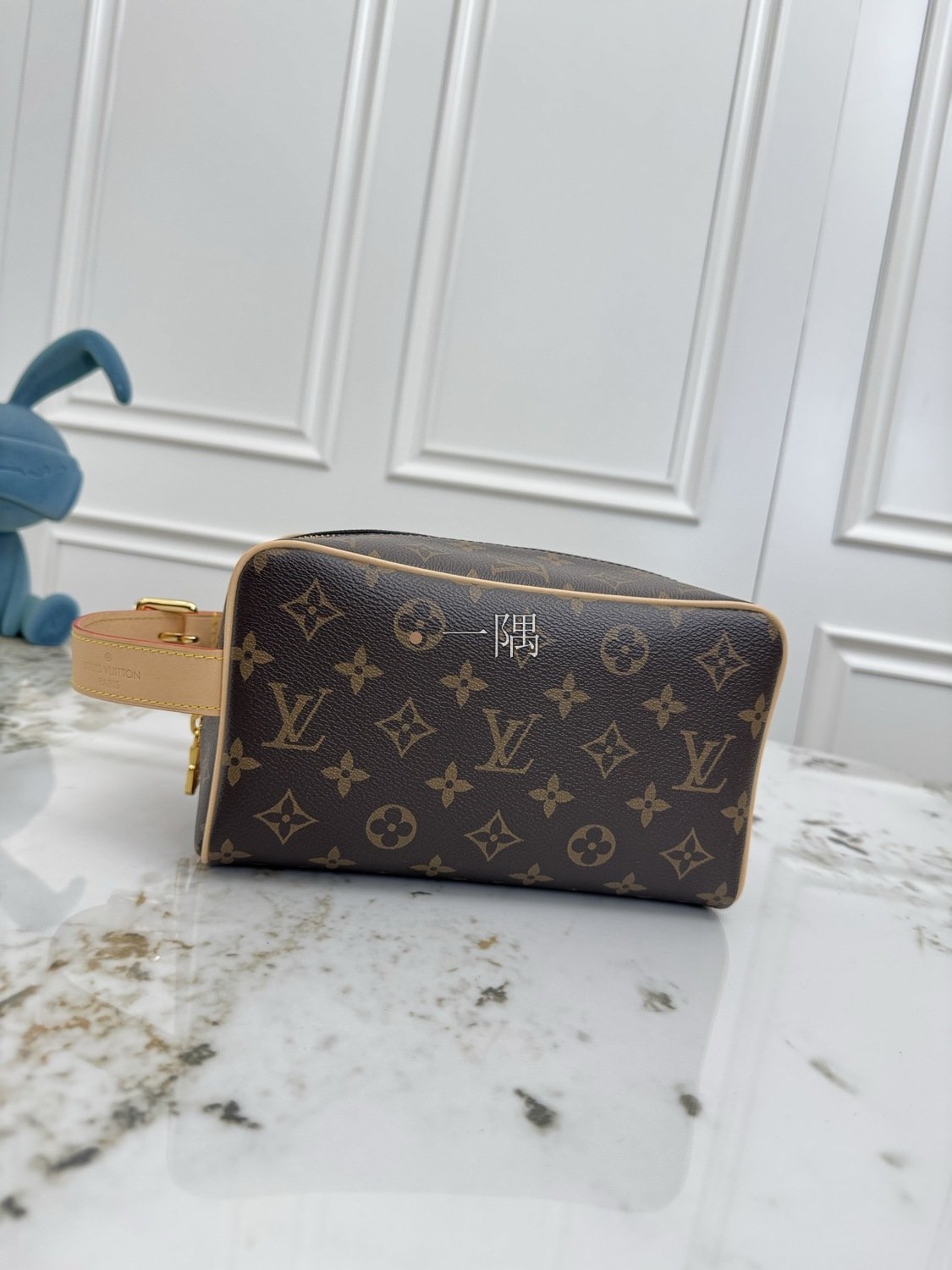 路易威登LV Locker Dopp Kit, 小號|M26810